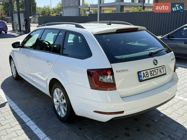 Білий Шкода Октавія, об'ємом двигуна 2 л та пробігом 286 тис. км за 15300 $, фото 5 на Automoto.ua