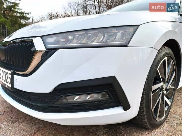 Белый Шкода Октавия, объемом двигателя 2 л и пробегом 310 тыс. км за 17800 $, фото 39 на Automoto.ua