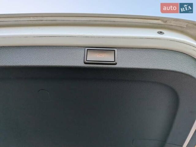 Білий Шкода Октавія, об'ємом двигуна 1.97 л та пробігом 197 тис. км за 23350 $, фото 33 на Automoto.ua