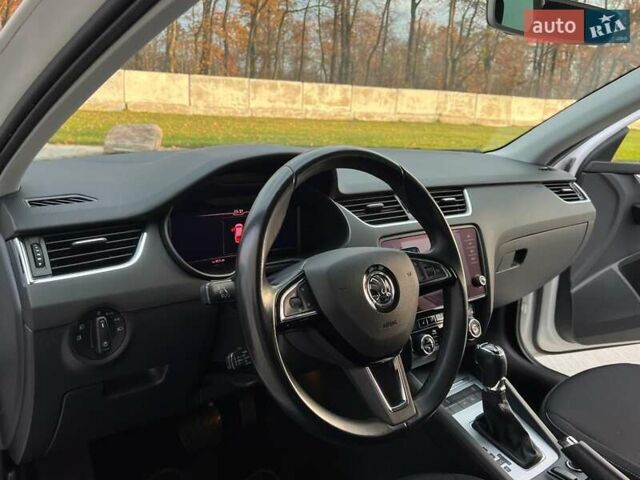 Белый Шкода Октавия, объемом двигателя 2 л и пробегом 193 тыс. км за 18700 $, фото 41 на Automoto.ua