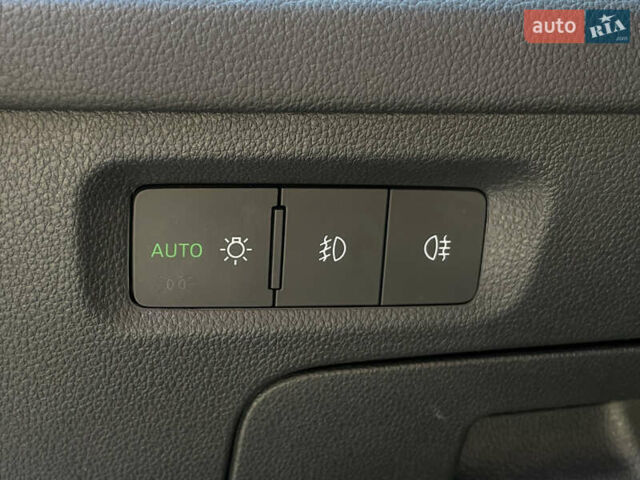 Шкода Октавия 2020 в Бердичеве на Automoto.ua Белый Шкода Октавия, объемом двигателя 2 л и пробегом 225 тыс. км за 21255 $, фото 40 на Automoto.ua