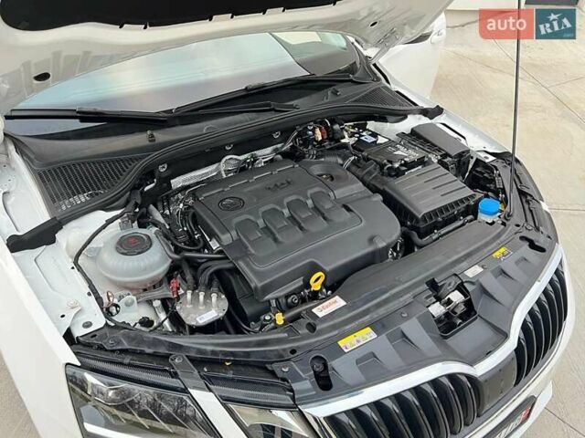 Белый Шкода Октавия, объемом двигателя 2 л и пробегом 193 тыс. км за 18700 $, фото 87 на Automoto.ua