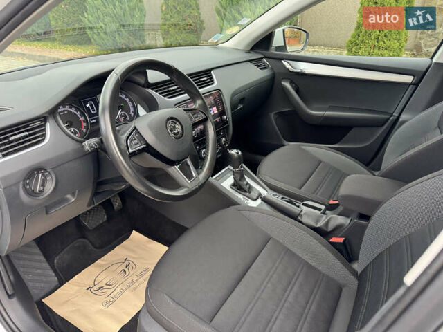 Білий Шкода Октавія, об'ємом двигуна 1.97 л та пробігом 203 тис. км за 16750 $, фото 12 на Automoto.ua