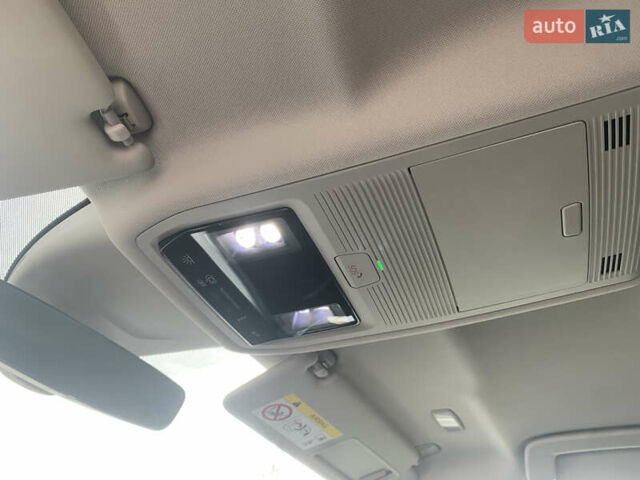 Шкода Октавия 2020 в Харькове на Automoto.ua Белый Шкода Октавия, объемом двигателя 1.97 л и пробегом 204 тыс. км за 19300 $, фото 34 на Automoto.ua