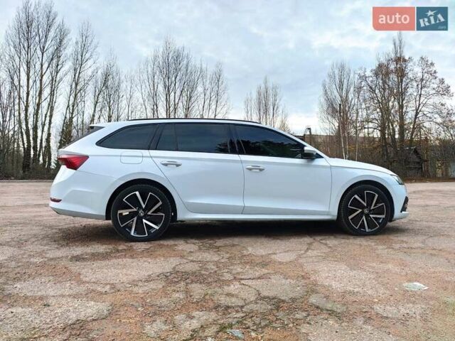 Белый Шкода Октавия, объемом двигателя 2 л и пробегом 310 тыс. км за 17800 $, фото 88 на Automoto.ua