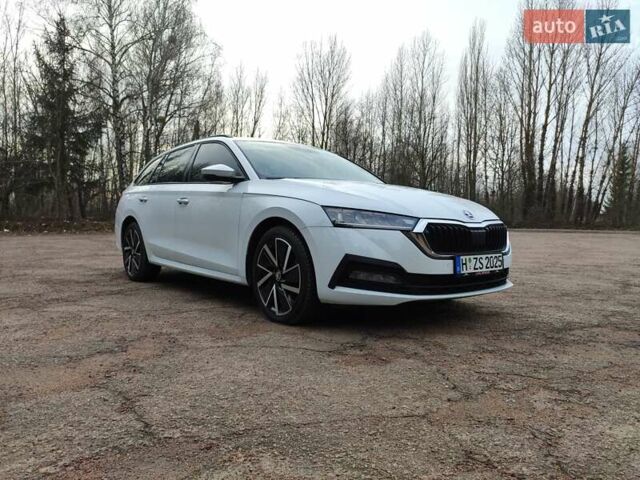 Белый Шкода Октавия, объемом двигателя 2 л и пробегом 310 тыс. км за 17800 $, фото 86 на Automoto.ua