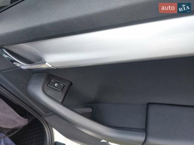 Шкода Октавия 2020 в Тернополе на Automoto.ua Белый Шкода Октавия, объемом двигателя 1.97 л и пробегом 187 тыс. км за 15200 $, фото 34 на Automoto.ua