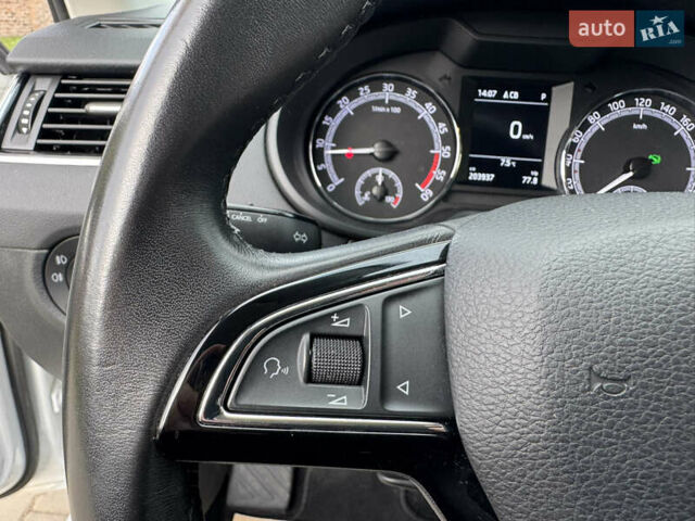 Білий Шкода Октавія, об'ємом двигуна 1.97 л та пробігом 203 тис. км за 16750 $, фото 15 на Automoto.ua