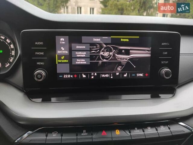 Белый Шкода Октавия, объемом двигателя 2 л и пробегом 310 тыс. км за 17800 $, фото 66 на Automoto.ua