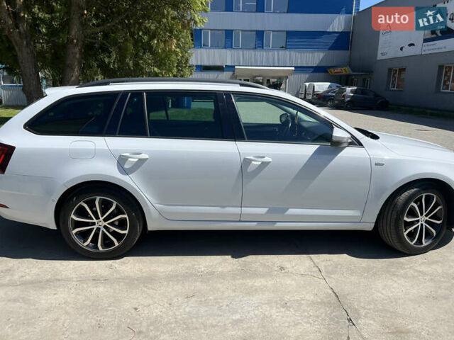Білий Шкода Октавія, об'ємом двигуна 1.6 л та пробігом 193 тис. км за 20000 $, фото 4 на Automoto.ua
