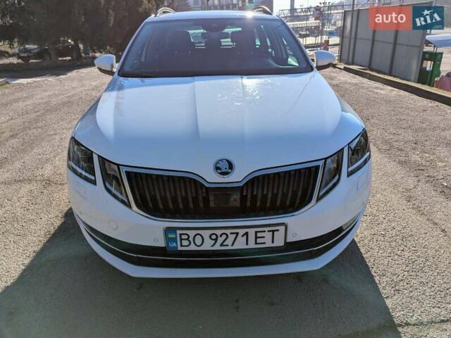 Білий Шкода Октавія, об'ємом двигуна 1.97 л та пробігом 199 тис. км за 15200 $, фото 3 на Automoto.ua