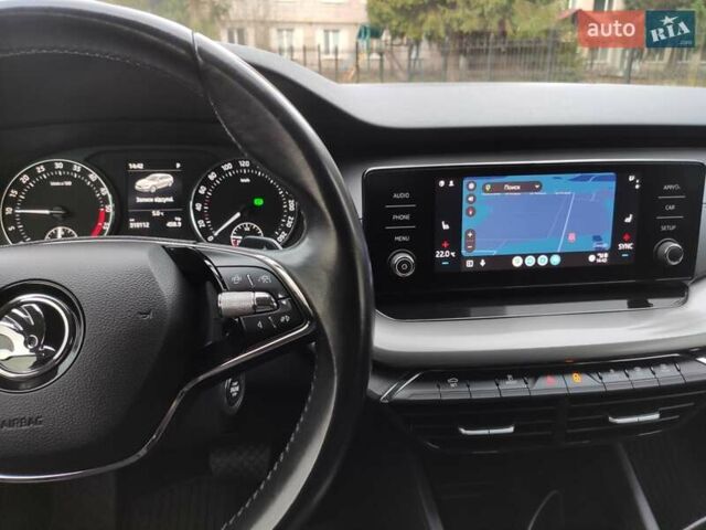 Белый Шкода Октавия, объемом двигателя 2 л и пробегом 310 тыс. км за 17800 $, фото 70 на Automoto.ua