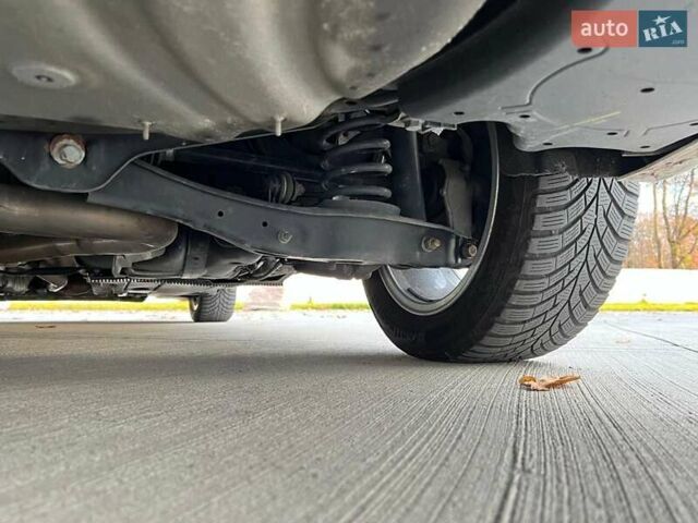 Белый Шкода Октавия, объемом двигателя 2 л и пробегом 193 тыс. км за 18700 $, фото 36 на Automoto.ua