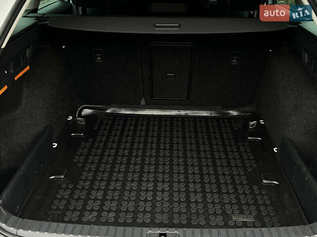 Белый Шкода Октавия, объемом двигателя 1.97 л и пробегом 229 тыс. км за 18300 $, фото 22 на Automoto.ua