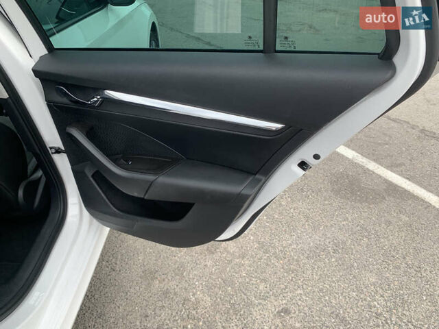 Шкода Октавия 2020 в Харькове на Automoto.ua Белый Шкода Октавия, объемом двигателя 1.97 л и пробегом 204 тыс. км за 19300 $, фото 16 на Automoto.ua