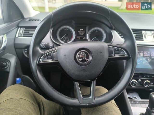 Белый Шкода Октавия, объемом двигателя 1.97 л и пробегом 151 тыс. км за 15555 $, фото 14 на Automoto.ua