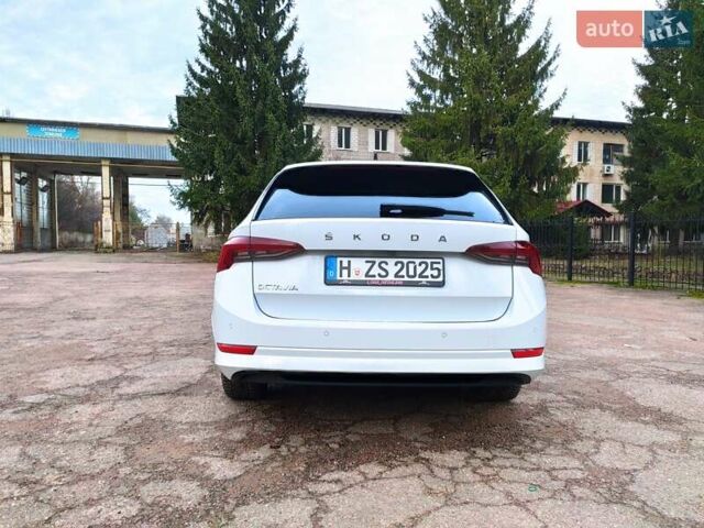 Белый Шкода Октавия, объемом двигателя 2 л и пробегом 310 тыс. км за 17800 $, фото 80 на Automoto.ua