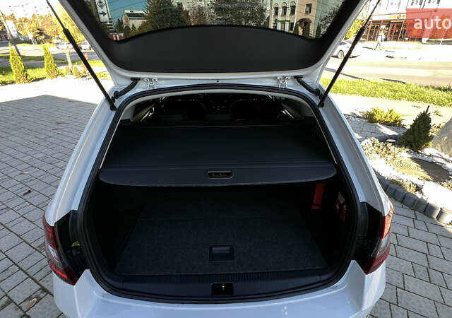 Білий Шкода Октавія, об'ємом двигуна 2 л та пробігом 201 тис. км за 15300 $, фото 37 на Automoto.ua