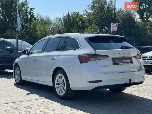 Шкода Октавия 2020 в Бердичеве на Automoto.ua Белый Шкода Октавия, объемом двигателя 2 л и пробегом 225 тыс. км за 21255 $, фото 18 на Automoto.ua