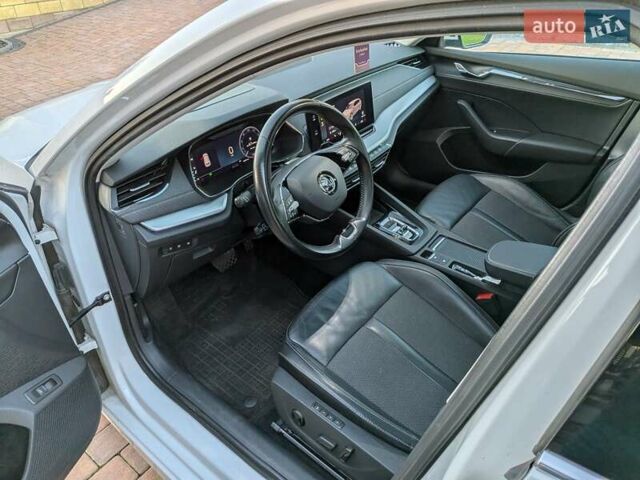 Білий Шкода Октавія, об'ємом двигуна 1.97 л та пробігом 197 тис. км за 23350 $, фото 24 на Automoto.ua