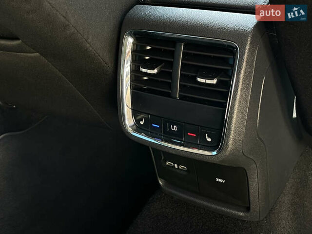 Шкода Октавия 2020 в Бердичеве на Automoto.ua Белый Шкода Октавия, объемом двигателя 2 л и пробегом 225 тыс. км за 21255 $, фото 31 на Automoto.ua