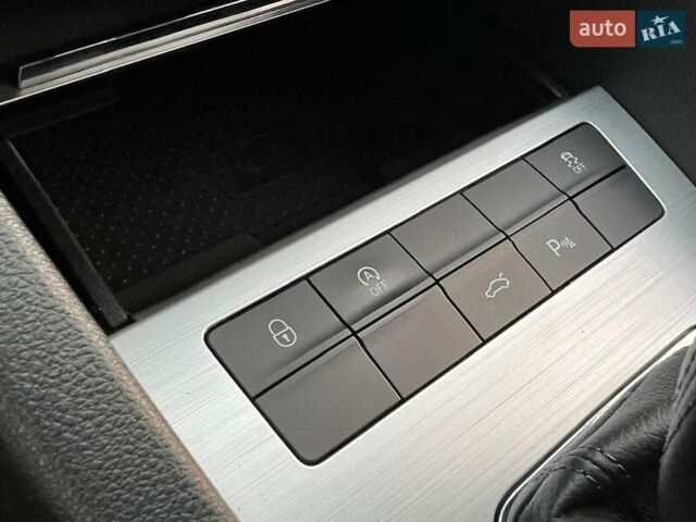 Белый Шкода Октавия, объемом двигателя 2 л и пробегом 193 тыс. км за 18700 $, фото 59 на Automoto.ua