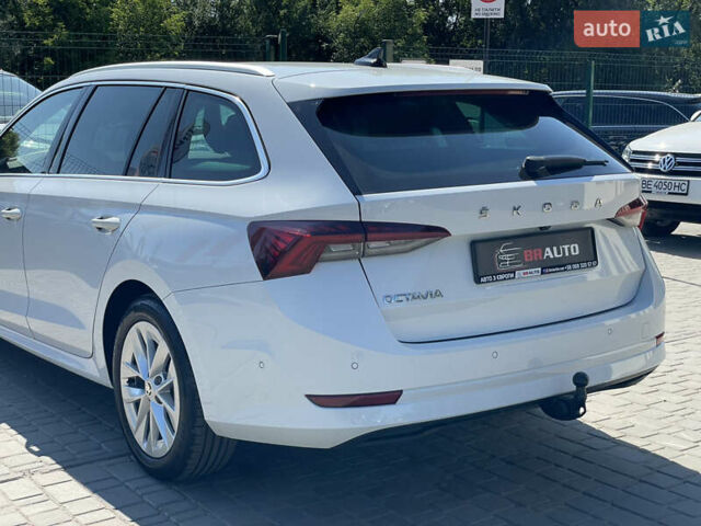 Шкода Октавия 2020 в Бердичеве на Automoto.ua Белый Шкода Октавия, объемом двигателя 2 л и пробегом 225 тыс. км за 21255 $, фото 17 на Automoto.ua