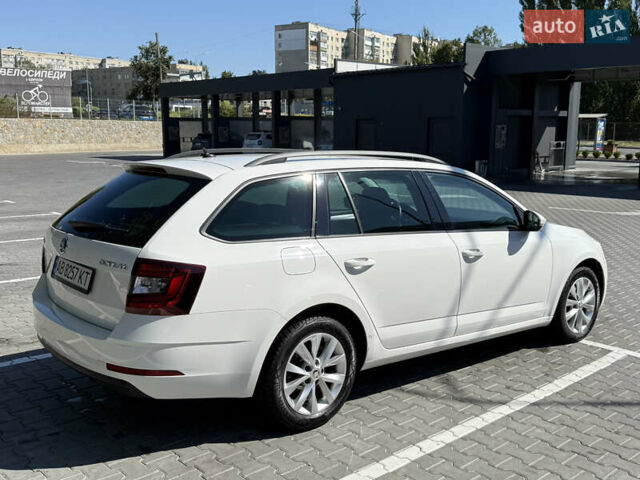 Білий Шкода Октавія, об'ємом двигуна 2 л та пробігом 286 тис. км за 15300 $, фото 4 на Automoto.ua