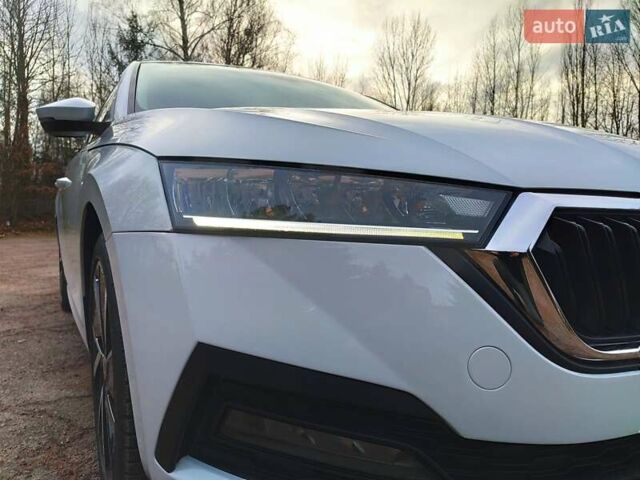 Белый Шкода Октавия, объемом двигателя 2 л и пробегом 310 тыс. км за 17800 $, фото 37 на Automoto.ua