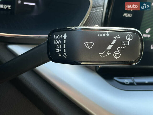 Шкода Октавия 2020 в Бердичеве на Automoto.ua Белый Шкода Октавия, объемом двигателя 2 л и пробегом 225 тыс. км за 21255 $, фото 46 на Automoto.ua