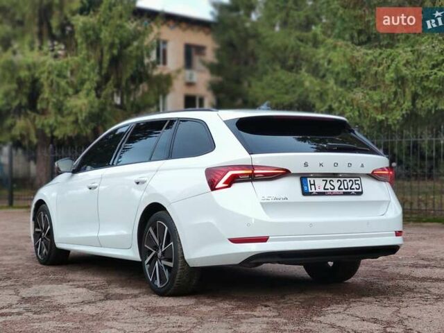 Белый Шкода Октавия, объемом двигателя 2 л и пробегом 310 тыс. км за 17800 $, фото 3 на Automoto.ua