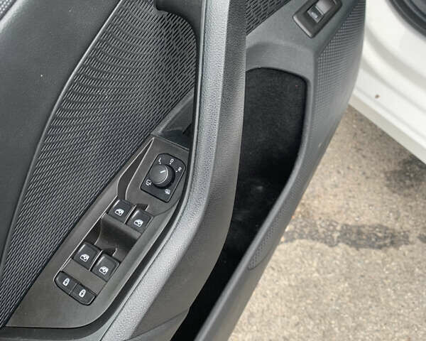 Шкода Октавия 2020 в Харькове на Automoto.ua Белый Шкода Октавия, объемом двигателя 1.97 л и пробегом 204 тыс. км за 19300 $, фото 26 на Automoto.ua