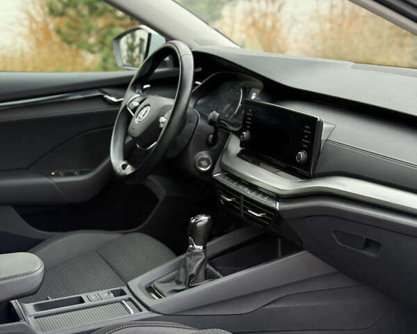 Білий Шкода Октавія, об'ємом двигуна 2 л та пробігом 230 тис. км за 17200 $, фото 19 на Automoto.ua