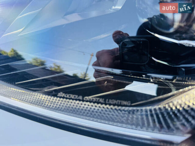 Шкода Октавия 2020 в Мукачеве на Automoto.ua Белый Шкода Октавия, объемом двигателя 2 л и пробегом 217 тыс. км за 18700 $, фото 15 на Automoto.ua