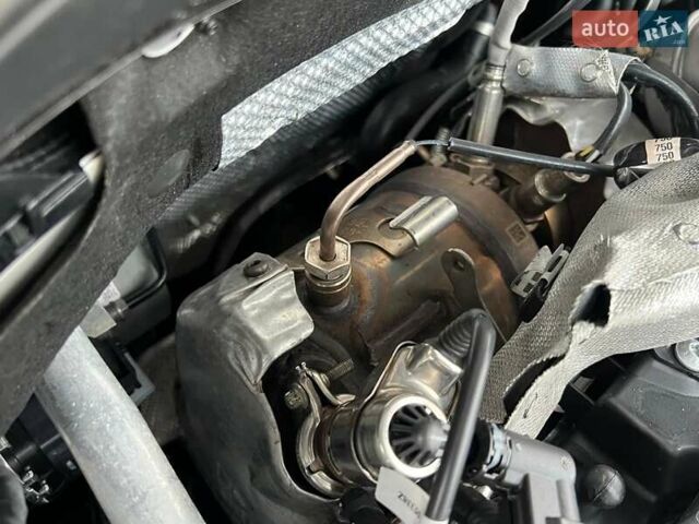 Белый Шкода Октавия, объемом двигателя 2 л и пробегом 193 тыс. км за 18700 $, фото 99 на Automoto.ua