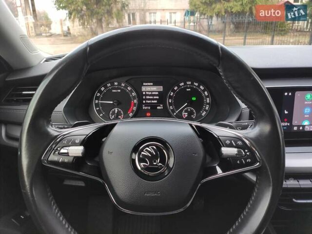 Белый Шкода Октавия, объемом двигателя 2 л и пробегом 310 тыс. км за 17800 $, фото 72 на Automoto.ua