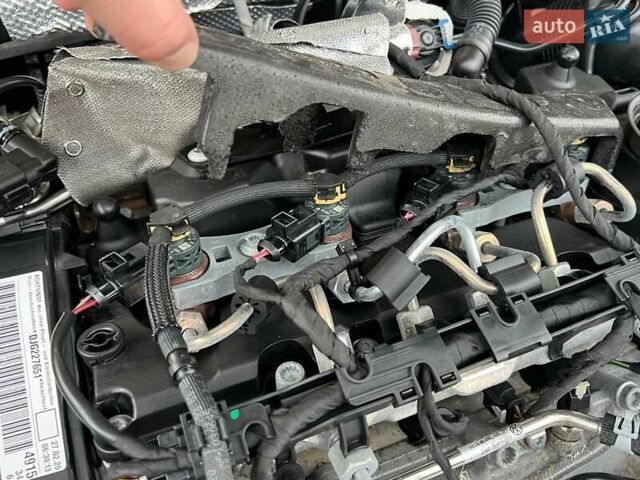 Белый Шкода Октавия, объемом двигателя 2 л и пробегом 193 тыс. км за 17999 $, фото 100 на Automoto.ua