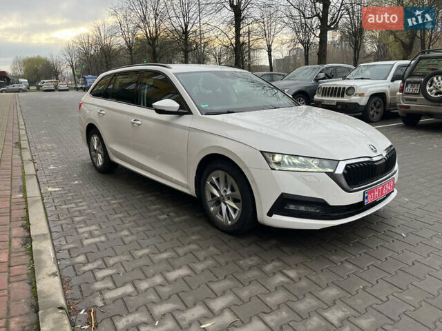 Білий Шкода Октавія, об'ємом двигуна 2 л та пробігом 218 тис. км за 22300 $, фото 2 на Automoto.ua