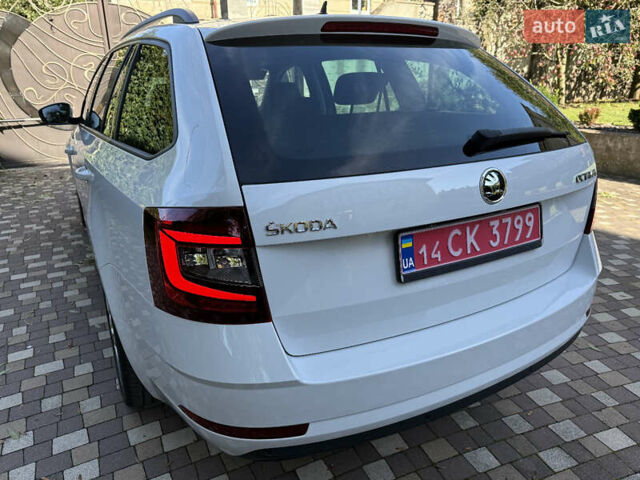 Білий Шкода Октавія, об'ємом двигуна 2 л та пробігом 199 тис. км за 16250 $, фото 67 на Automoto.ua