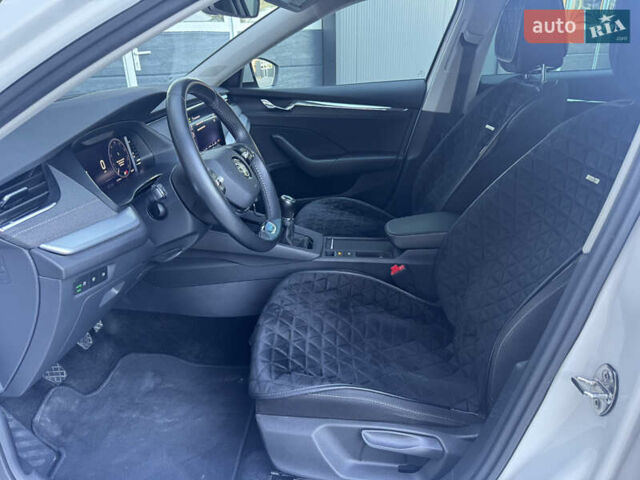 Шкода Октавия 2020 в Мукачеве на Automoto.ua Белый Шкода Октавия, объемом двигателя 2 л и пробегом 217 тыс. км за 18700 $, фото 34 на Automoto.ua