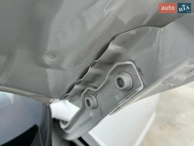 Белый Шкода Октавия, объемом двигателя 2 л и пробегом 193 тыс. км за 17999 $, фото 88 на Automoto.ua