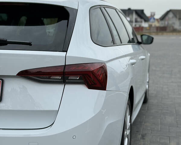 Білий Шкода Октавія, об'ємом двигуна 2 л та пробігом 230 тис. км за 17200 $, фото 16 на Automoto.ua