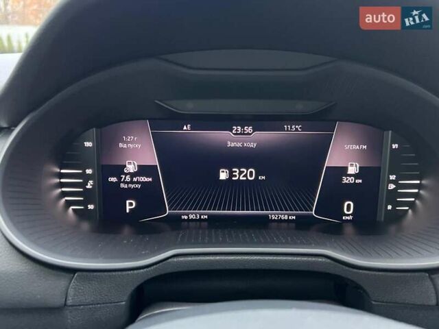 Белый Шкода Октавия, объемом двигателя 2 л и пробегом 193 тыс. км за 17999 $, фото 119 на Automoto.ua