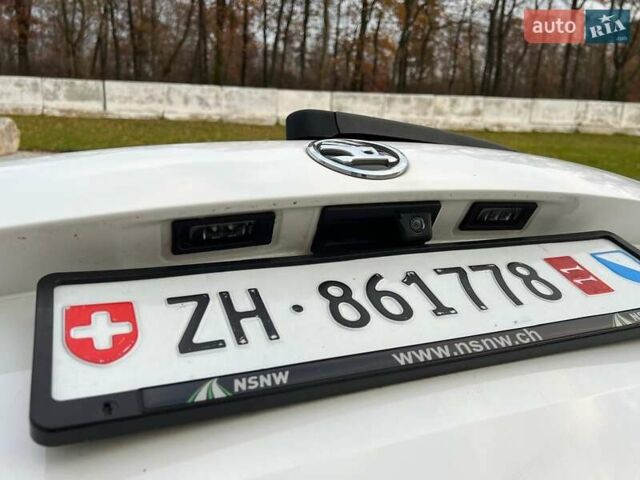 Белый Шкода Октавия, объемом двигателя 2 л и пробегом 193 тыс. км за 17999 $, фото 30 на Automoto.ua