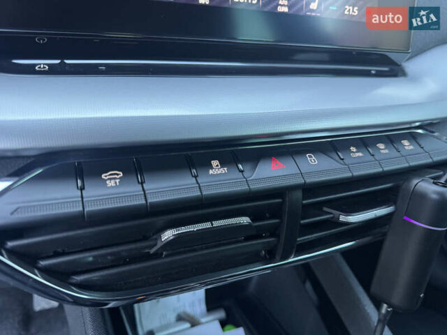 Шкода Октавия 2020 в Мукачеве на Automoto.ua Белый Шкода Октавия, объемом двигателя 2 л и пробегом 217 тыс. км за 18700 $, фото 22 на Automoto.ua