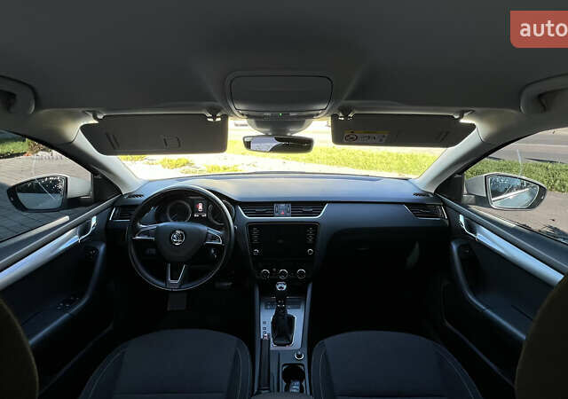 Білий Шкода Октавія, об'ємом двигуна 2 л та пробігом 201 тис. км за 15300 $, фото 36 на Automoto.ua