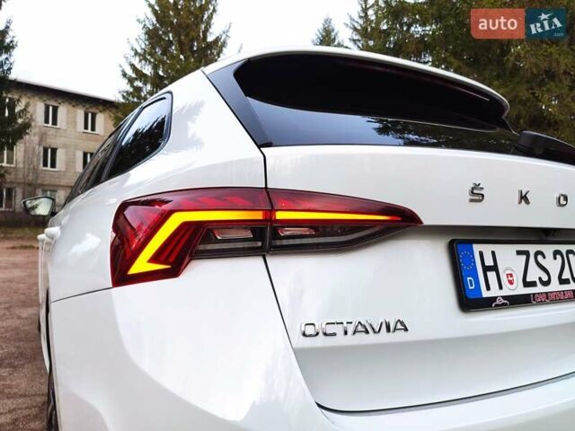 Белый Шкода Октавия, объемом двигателя 2 л и пробегом 310 тыс. км за 17800 $, фото 38 на Automoto.ua