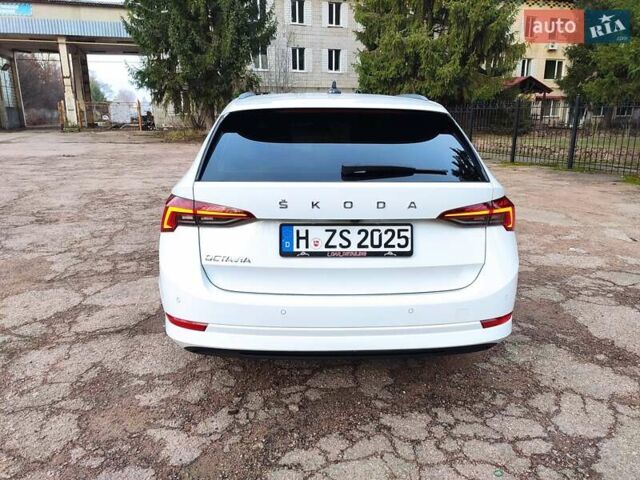 Белый Шкода Октавия, объемом двигателя 2 л и пробегом 310 тыс. км за 17800 $, фото 9 на Automoto.ua