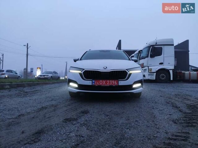 Белый Шкода Октавия, объемом двигателя 2 л и пробегом 310 тыс. км за 17800 $, фото 2 на Automoto.ua