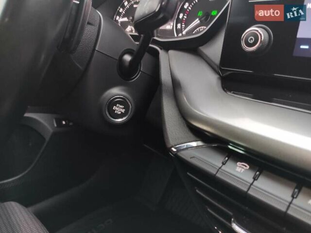 Белый Шкода Октавия, объемом двигателя 2 л и пробегом 310 тыс. км за 17350 $, фото 13 на Automoto.ua